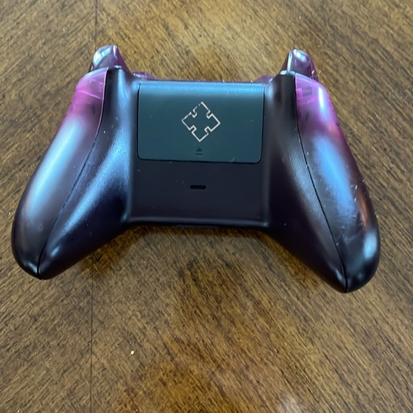 4 limited edition Microsoft Xbox 1 controllers. - Picture 4 of 13